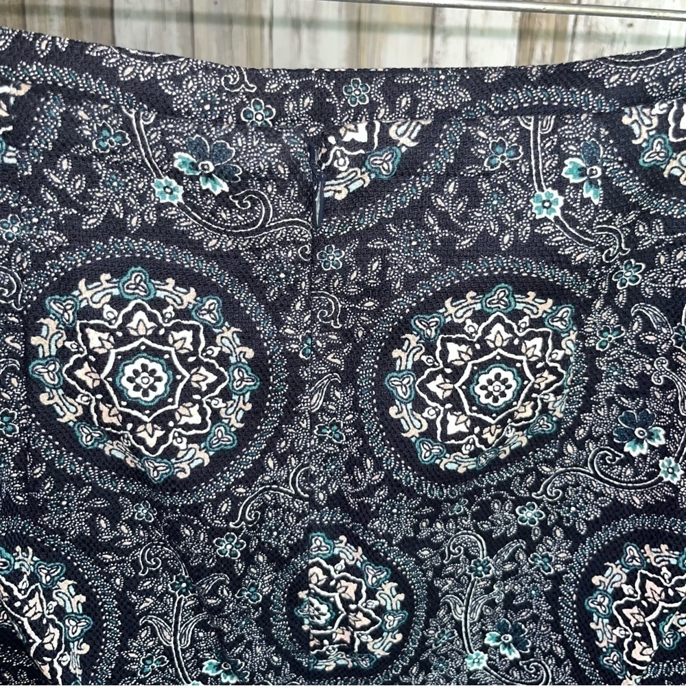 Loft Blue Floral Geometric Pencil Skirt - Picture 5 of 6